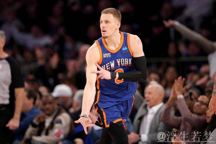 森林狼打出15-0高潮领先勇士10分,迪温琴佐突破上篮得分 森林狼打出15-0高潮领先勇士10分,迪温琴佐突破上篮得分